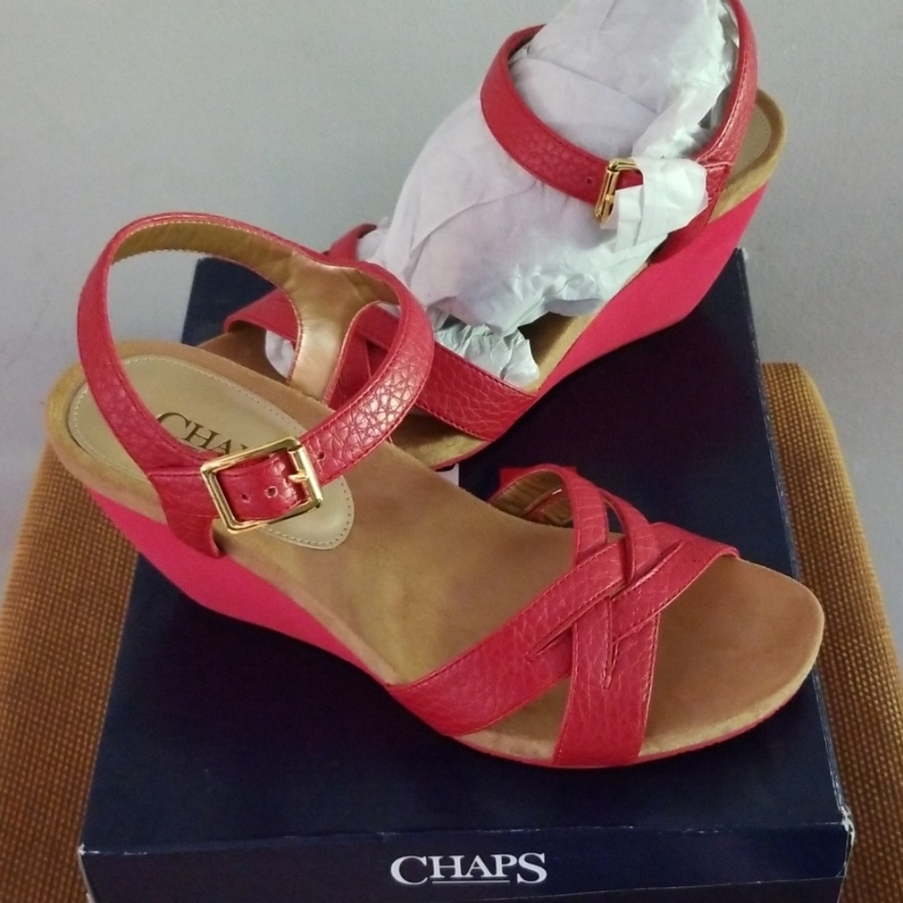 Shoes - Picture 2 of 3